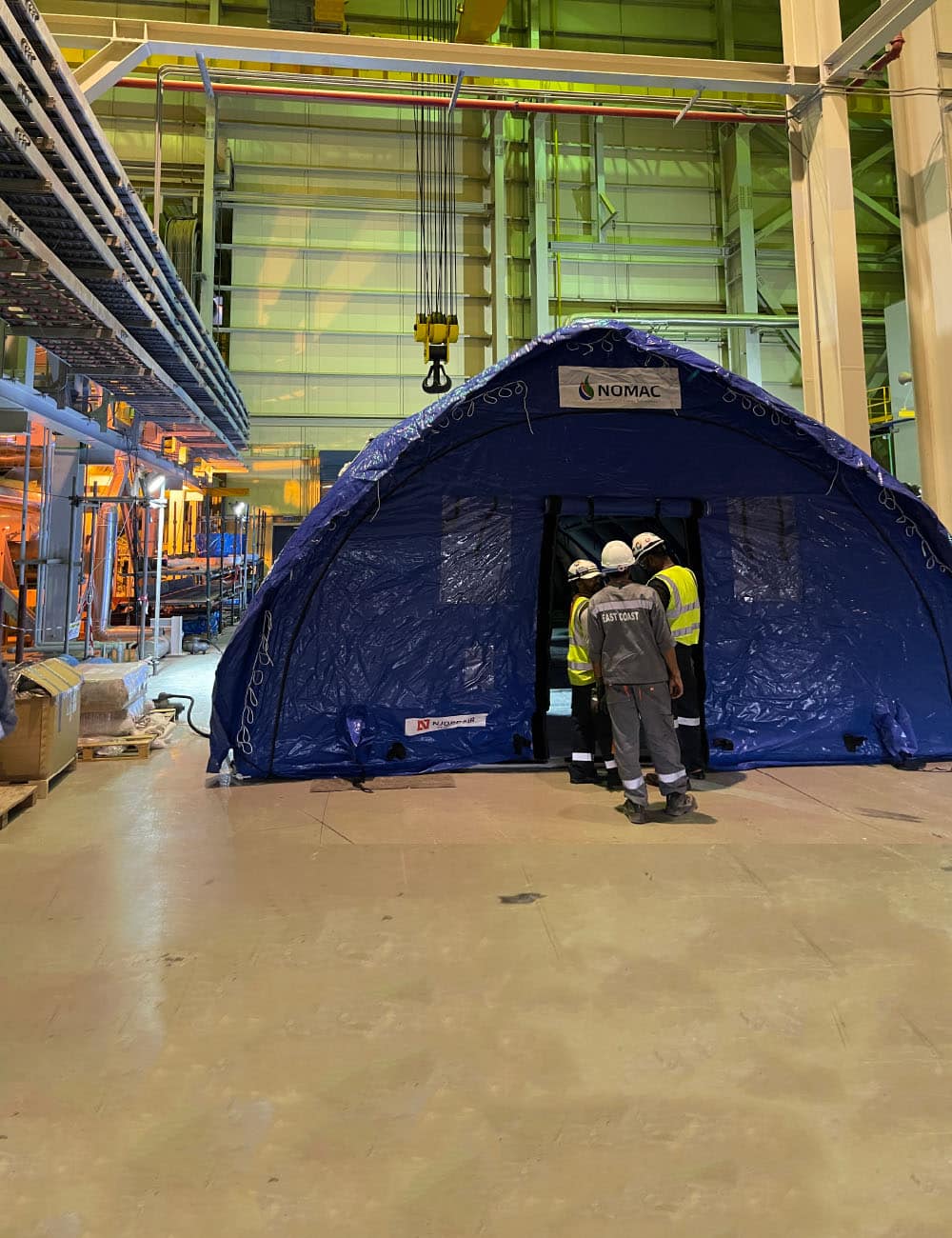 Create a cooled, dust-free and stable environment for turbine inspections, precision servicing and component replacement.